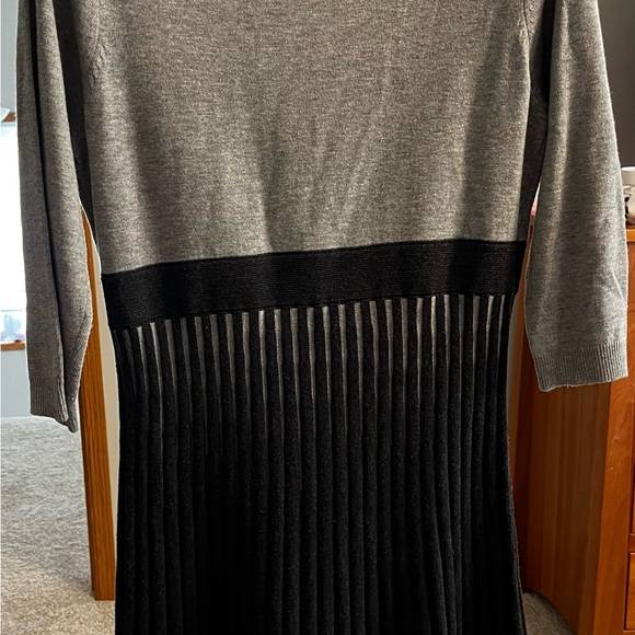 Calvin Klein grey sweater dress!!! Very cute!!! - Picture 3 of 5
